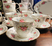 Load image into Gallery viewer, Royal Albert Tranquility-Various Pieces