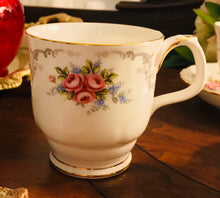 Load image into Gallery viewer, Royal Albert Tranquility-Various Pieces