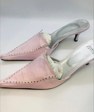Load image into Gallery viewer, Jeanne Lottie Vintage Pink Mules European Size 40