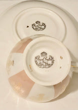 Load image into Gallery viewer, Royal Grafton Floral