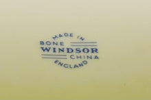 Load image into Gallery viewer, Windsor Green Cake Plate