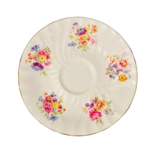 Load image into Gallery viewer, Queen Anne White Swirled Floral