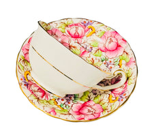 Load image into Gallery viewer, Victoria C & E Peony