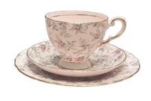 Load image into Gallery viewer, Tuscan Pink Rosebud