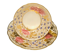 Load image into Gallery viewer, Royal Bayreuth Pink Roses