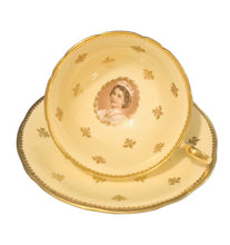 Load image into Gallery viewer, Aynsley Queen Elizabeth II