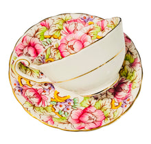 Load image into Gallery viewer, Victoria C & E Peony