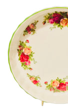 Load image into Gallery viewer, Royal Albert 8.5 Inch Pie Dish