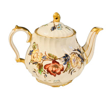 Load image into Gallery viewer, Rare 4 Cup Sadler Swirled Teapot