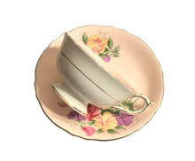 Load image into Gallery viewer, Paragon Peach Sweet Pea