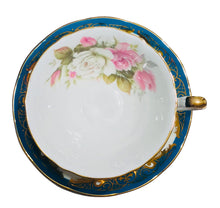 Load image into Gallery viewer, Elizabethan White and Pink Roses