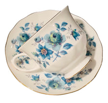 Load image into Gallery viewer, Queen Anne Blue Flowers