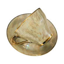 Load image into Gallery viewer, Iridescent Olive Japan