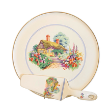 Load image into Gallery viewer, HK Tunstall 11 5/8 In Platter With Cake Lifter