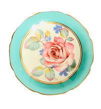 Load image into Gallery viewer, Paragon With Pink Cabbage Roses