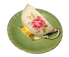 Load image into Gallery viewer, Sage Aynsley Pink Cabbage Roses