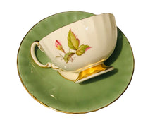 Load image into Gallery viewer, Sage Aynsley Pink Cabbage Roses