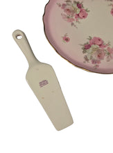 Load image into Gallery viewer, James Kent 10.25 Inch Cake Plate and Lifter