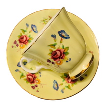 Load image into Gallery viewer, Royal Grafton Floral