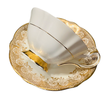 Load image into Gallery viewer, Queen Anne Golden Anniversary