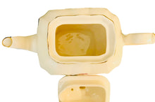 Load image into Gallery viewer, Sadler Rose Teapot