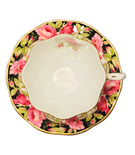 Load image into Gallery viewer, Queen Anne Black Magic