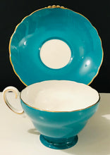 Load image into Gallery viewer, Crown Staffordshire Duo