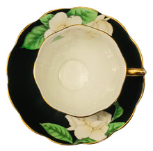 Load image into Gallery viewer, Royal Albert Crown China Gardenia