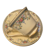 Load image into Gallery viewer, Royal Doulton Juliet