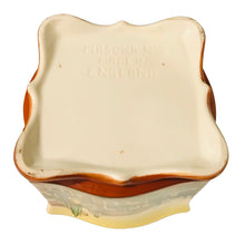 Load image into Gallery viewer, Masona No. 2 Flower Frog