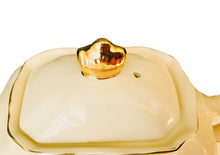 Load image into Gallery viewer, Sadler Rose Teapot