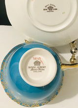 Load image into Gallery viewer, Royal Albert Duo