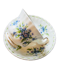 Load image into Gallery viewer, Royal Albert Flower of Month July