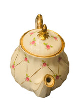 Load image into Gallery viewer, Sadler Rosebud Teapot 2790
