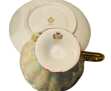 Load image into Gallery viewer, Courting Couple Teacup