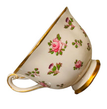 Load image into Gallery viewer, Royal Chelsea England