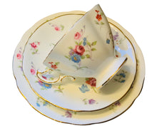 Load image into Gallery viewer, Hammersley Floral Trio 6072