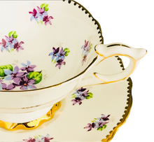 Load image into Gallery viewer, Royal Stafford Sweet Violets