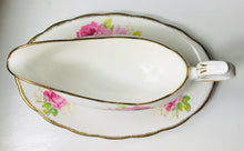 Load image into Gallery viewer, Royal Albert American Beauty