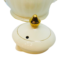 Load image into Gallery viewer, 4 Cup Sadler Roses Teapot