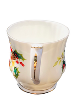 Load image into Gallery viewer, Royal Albert 3.5 Inch Poinsettia Mug