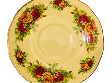 Load image into Gallery viewer, Elizabethan Yellow Roses