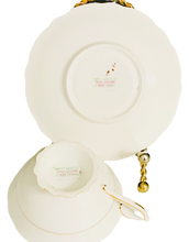 Load image into Gallery viewer, Royal Stafford Sweet Violets