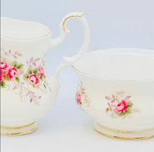 Load image into Gallery viewer, Royal Albert Lavender Rose