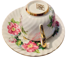 Load image into Gallery viewer, Stanley Elizabethan Potteries