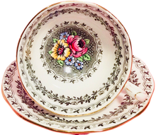 Load image into Gallery viewer, Queen Anne Floral