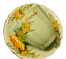 Load image into Gallery viewer, Butterfly Handled Duo Japan