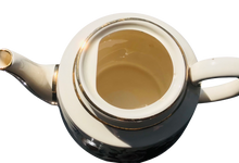 Load image into Gallery viewer, Sadler Beehive No.3640