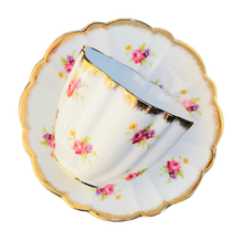 Load image into Gallery viewer, Victoria C & E