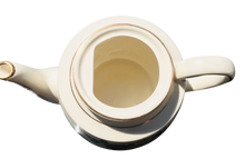 Load image into Gallery viewer, Sadler Beehive